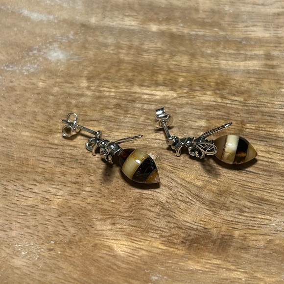 Amber Wasp 925 Sterling Silver Dangle Earrings - Picture 8 of 14